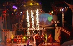 11Show-pyros